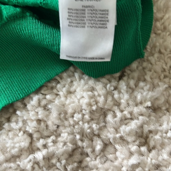 Green Short Sleeve Knit Sweater - Picture 4 of 6